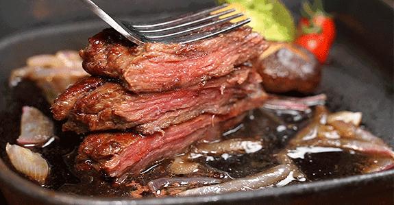 吃「M5和牛」!喷火一米高才能吃!北京路、岗顶...