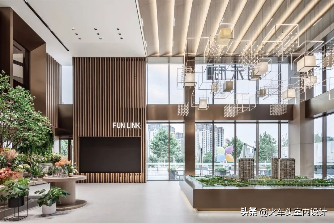 澶悏鍏冪浣滃搧,澶悏鍏冪