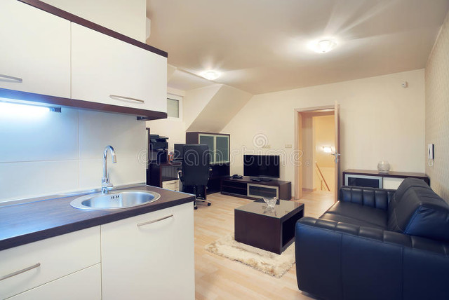 小雅哭诉:老公不知悔改陷入赌博,自己强忍苦水,独自抚养孩子