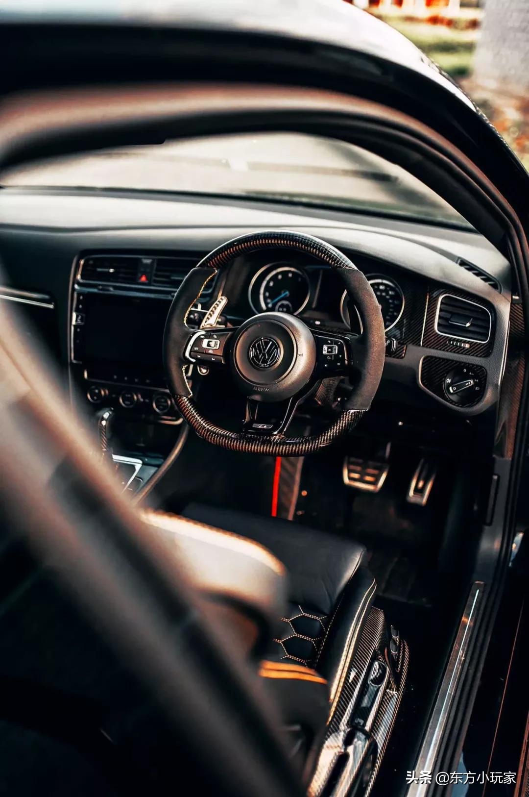 改装再好看,还是一辆“大众”还是带R的,她还是最后上他的奔驰