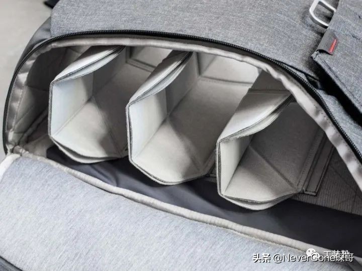 高颜值双肩包90分,20款好看又实用的女士双肩包推荐