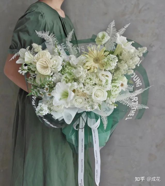 卖花包装纸选什么颜色,新手开花店怎么选择包装纸