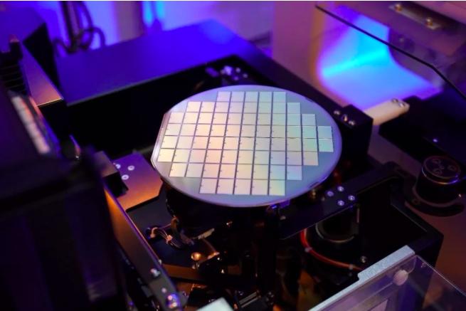 高铁芯片用日本的吗,高铁核心芯片日本进口