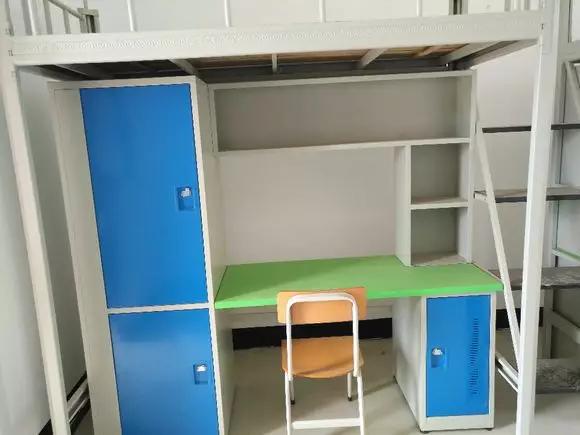 大学宿舍5人间哪个最好,《大学》宿舍对比