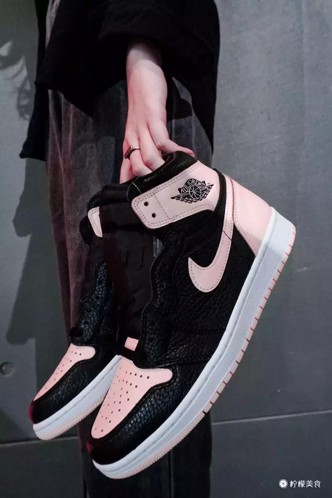 亚洲最大JORDAN旗舰店开业，我冒雨把“黑粉脚趾”买到手了！
