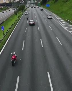 老婆在网上买了件衣服,老婆买了条裙子