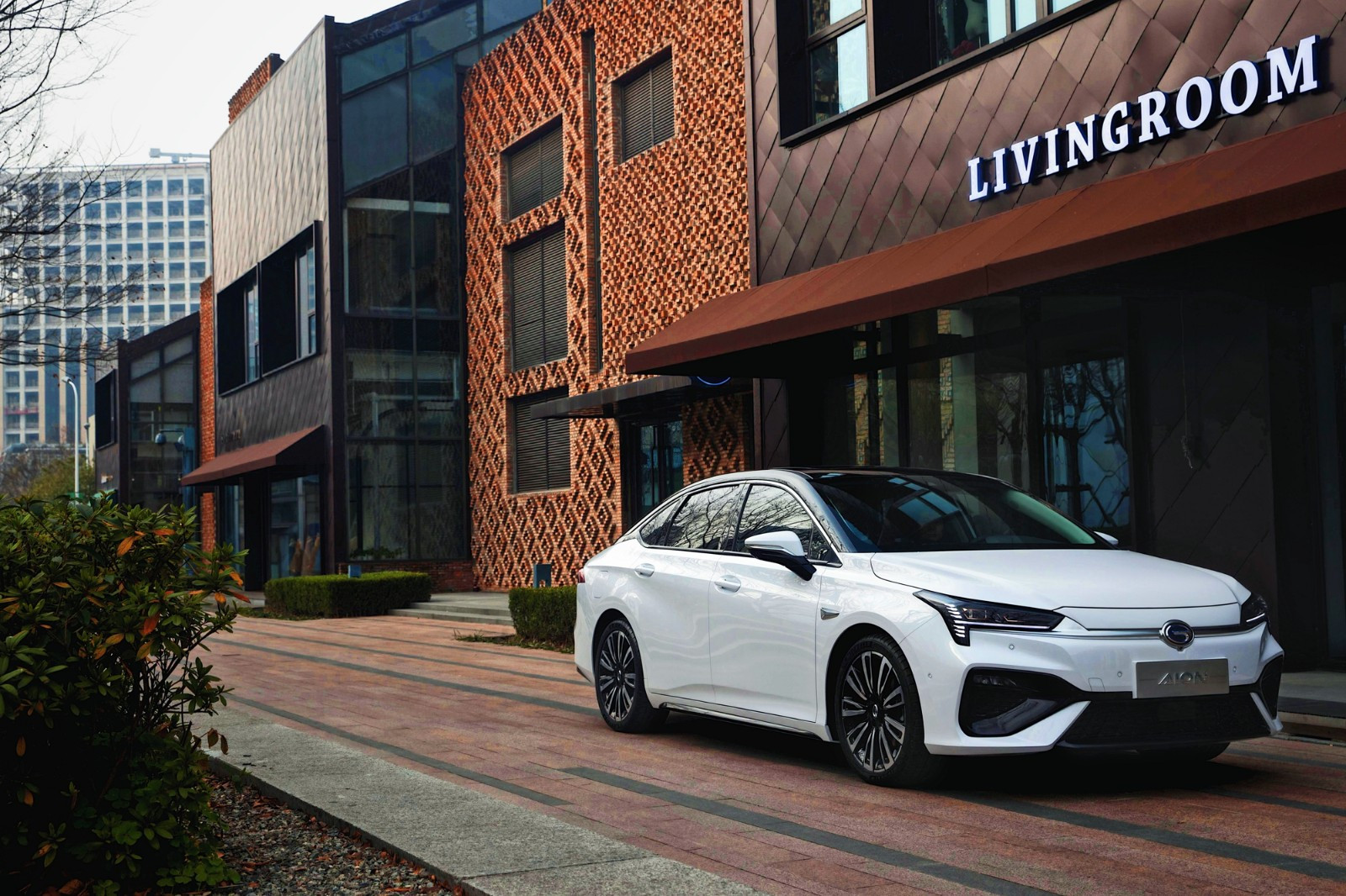 byd电动车新能源2024混动,byd电动车新能源续航1400公里