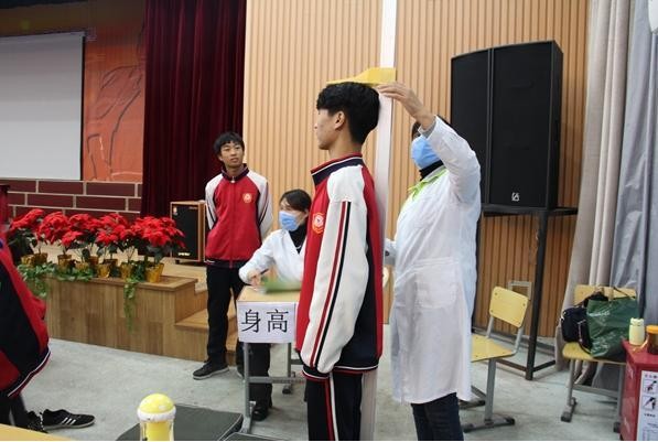 孩子身高一般几个阶段定型,孩子身高发育的年龄段