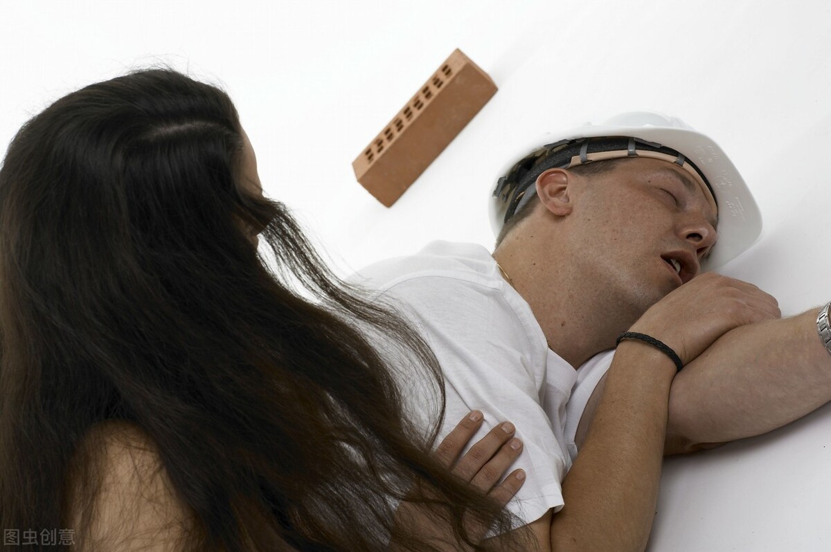 男人花心怎么教育,一个男孩花心和原生家庭有联系吗