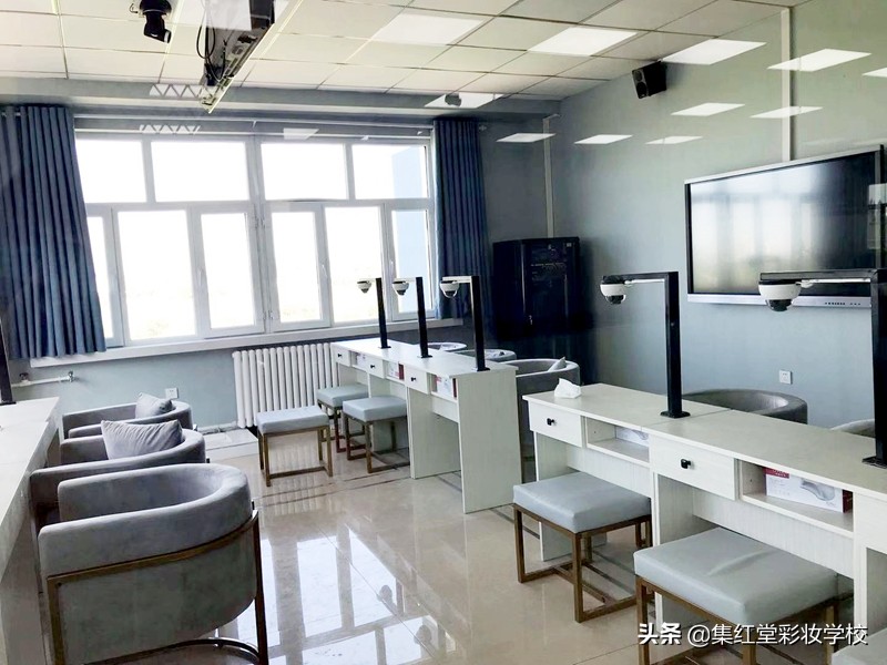 江苏省职业技能竞赛美容集训基地-伊犁分基地建成