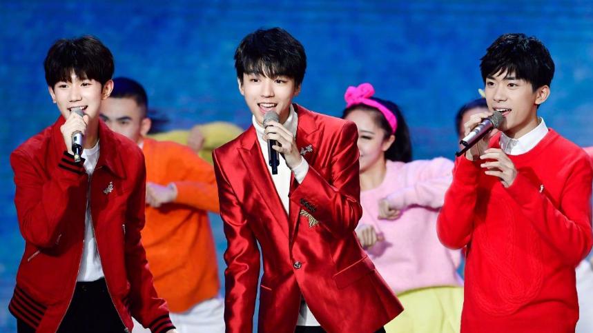 王菲孙俪演唱会唱歌,王菲孙俪同台演唱