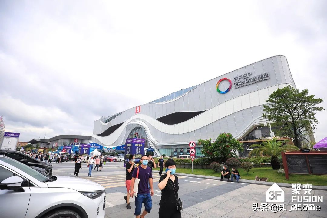 共创Z时代丨从极寒的北京跳进沸腾的东莞本期合伙：名家具展