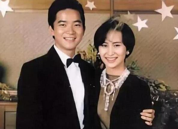 何超琼的传奇人生,何超琼的智慧与超凡的能力