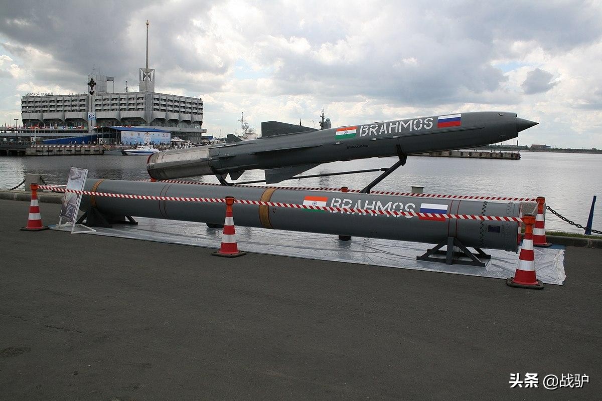 印度十二艘巡逻艇,印度和越南巡逻艇