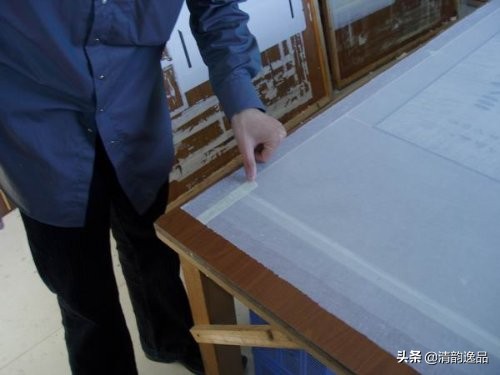 字画木框手工装裱全过程,字画装裱浆糊制作全过程视频