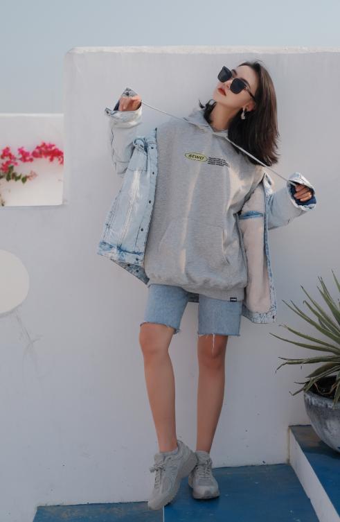 一衣多穿牛仔外套的n种搭配思路,牛仔外套怎么搭配这样穿准没错