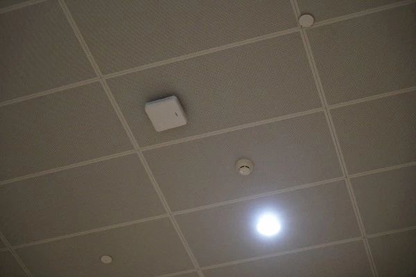 走进进博会|5G:1秒就能*载下**一部高清电影,卡一下都很难