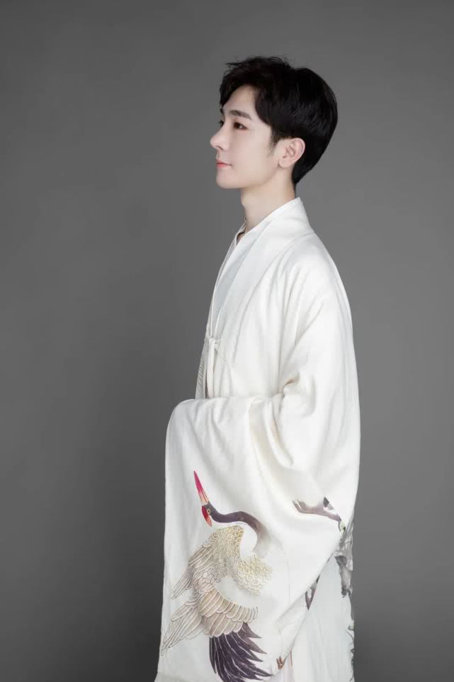 奥兰123周年人物志×花轮同学|所遇都是经历，沿途都是风景