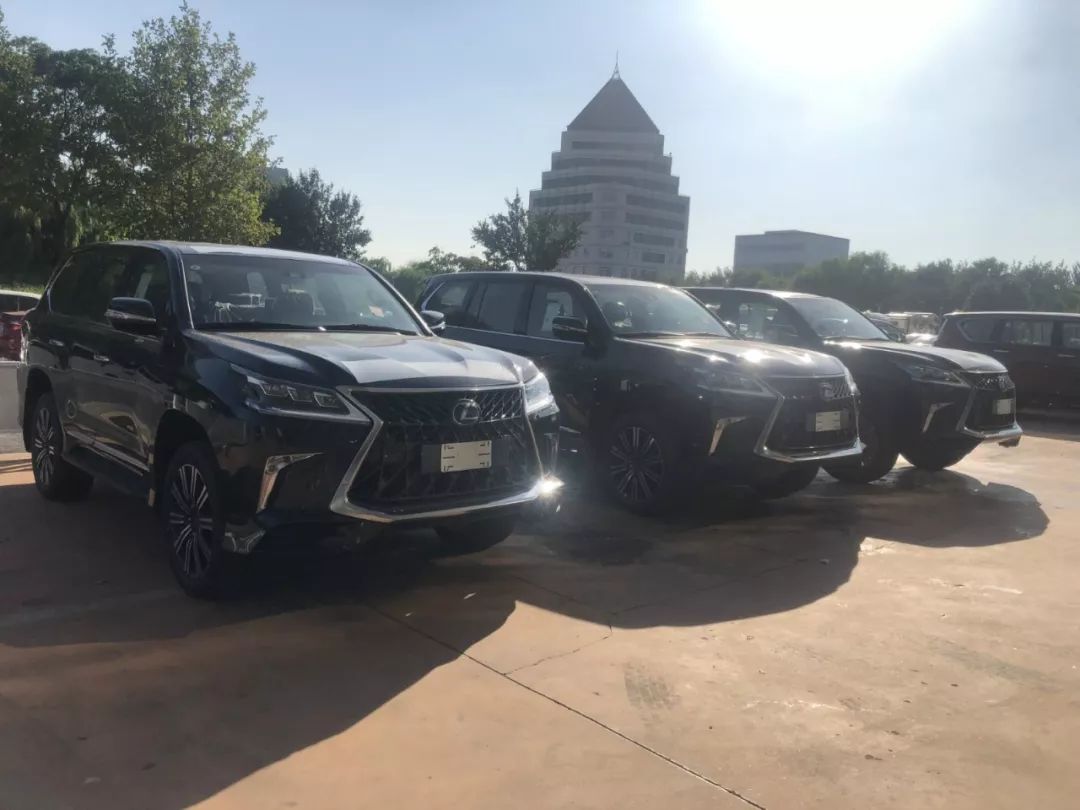 切勿贪图小便宜以免吃大亏,切勿贪小便宜会吃大亏