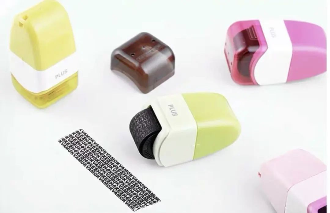 现在,全靠霓虹文具给我带来工作归属感