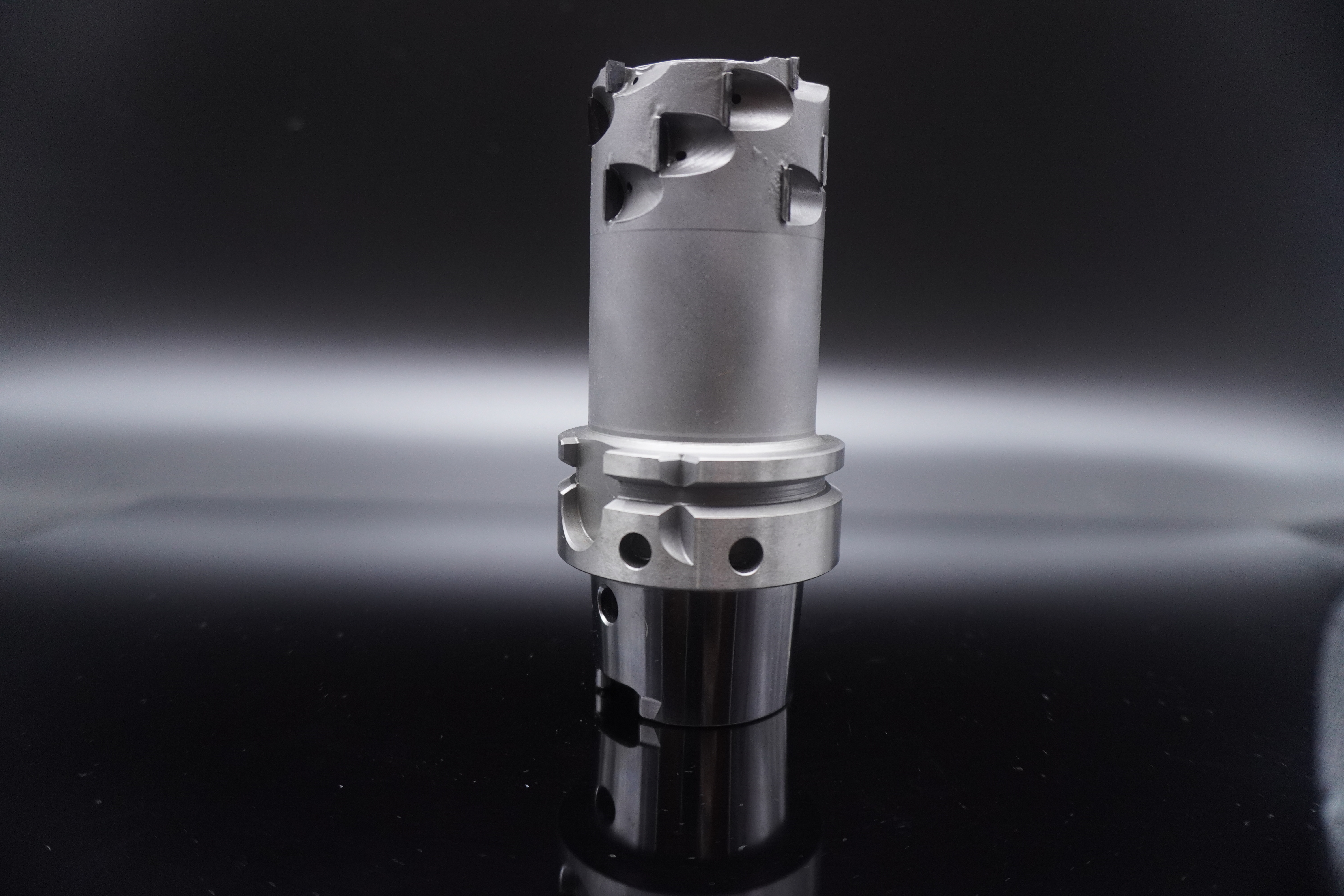 成为特斯拉的非标PCD刀具供应商,这个西夏墅的90后不简单