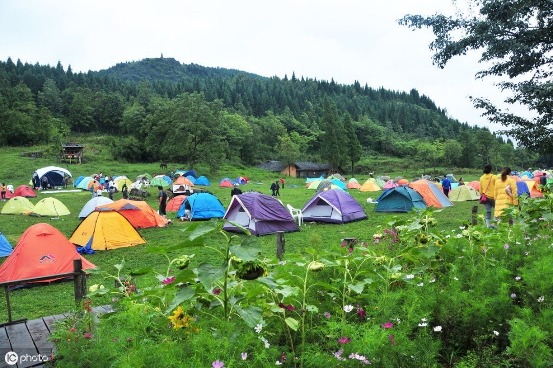 重庆主城区周末避暑,重庆周边露营耍水的地方避暑