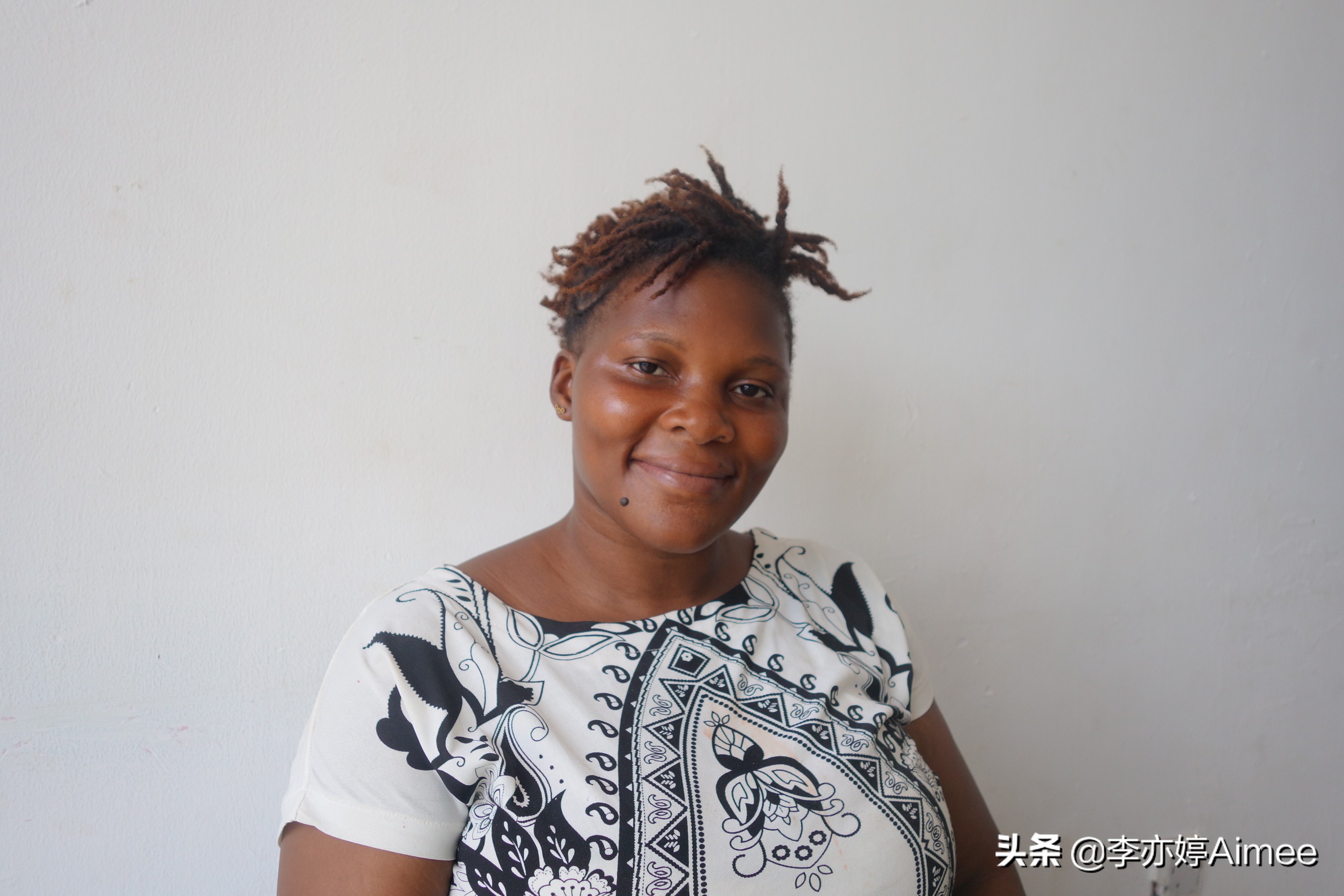 非洲农村妇女创业记：*款贷**、开店、谋生，出路到底在哪？