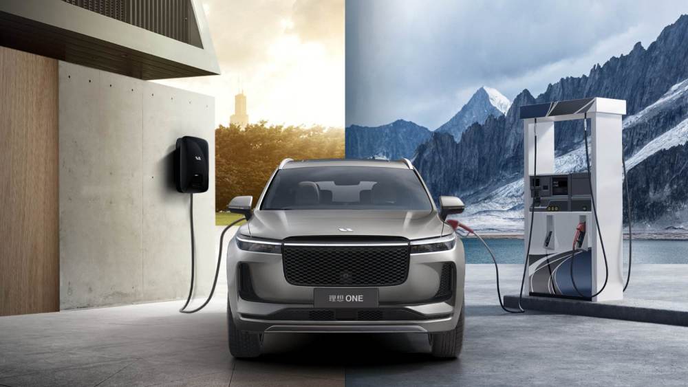 汉兰达2022款对比理想one,理想one和油混汉兰达