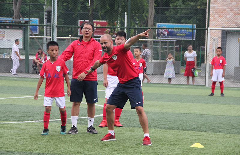 巴萨青训夏令营,巴萨足球学院夏令营报名
