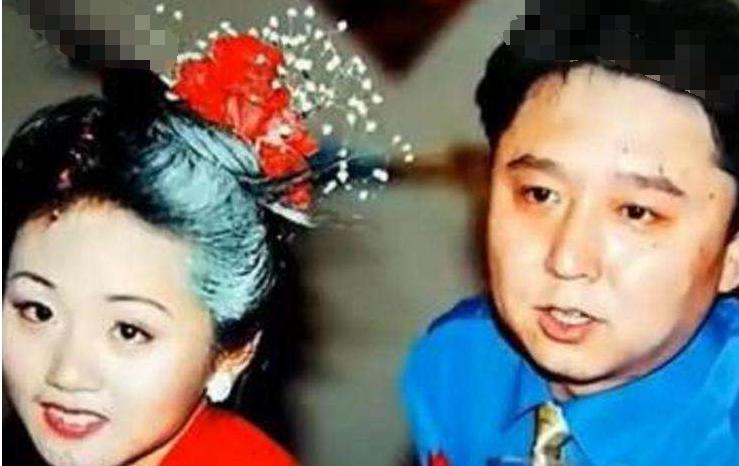 德云社小岳岳的老婆,德云社师兄弟评价岳云鹏老婆