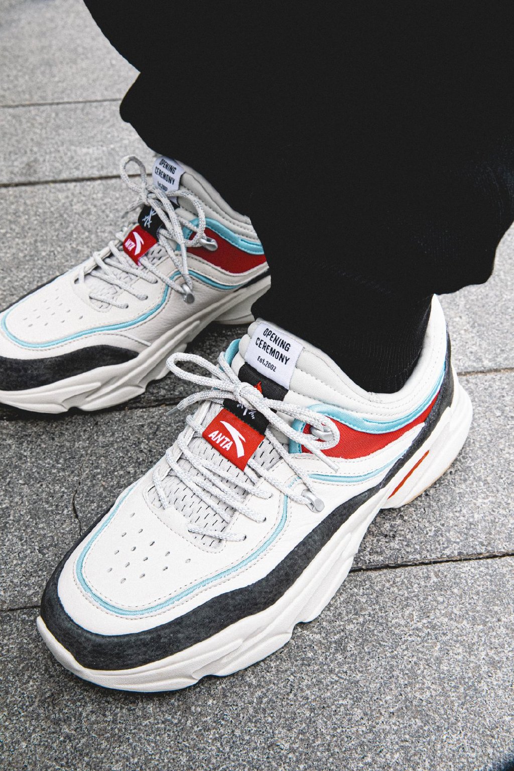 球鞋安踏推荐强度高,安踏龙珠超联名dragonball黑悟空