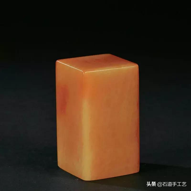 清代中后期田黄印章图片,馆藏田黄印章细节