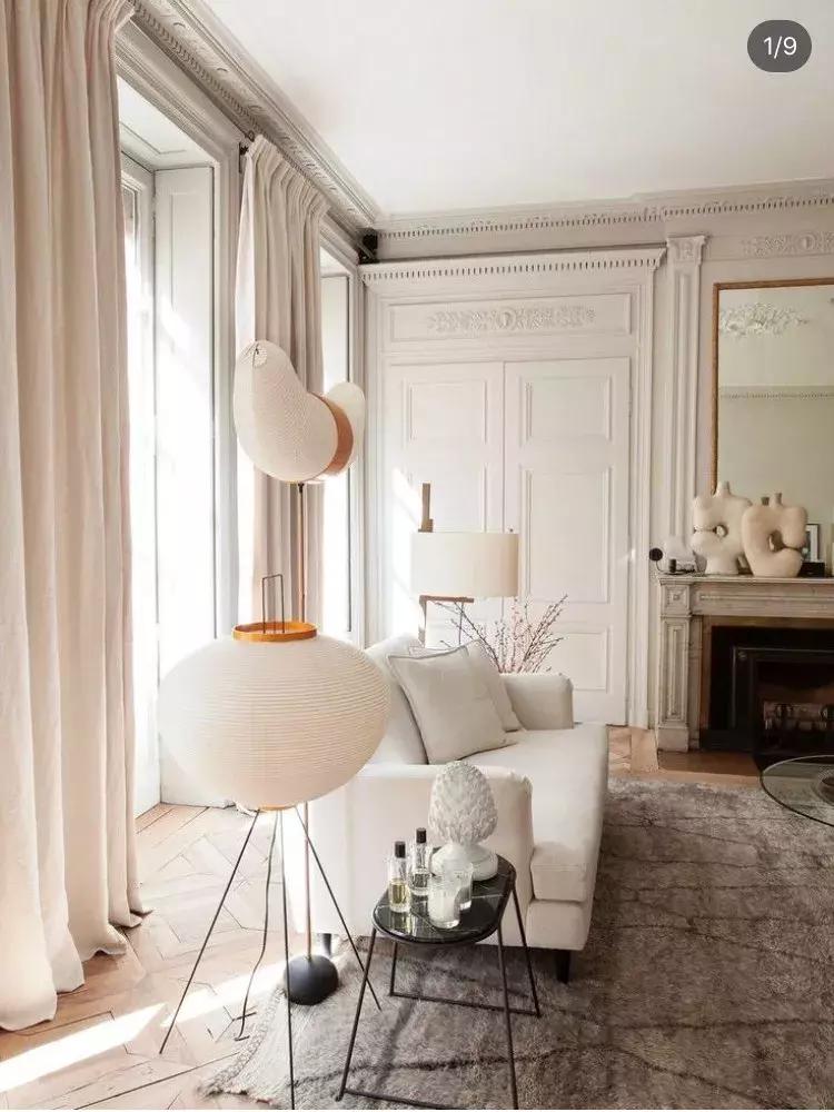 拥有上千支口红的李佳琦如果失去它，估计在家会崩溃吧！