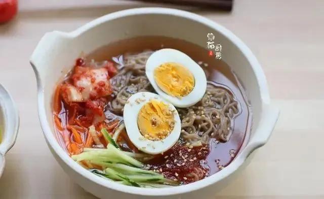 中国妈妈和日本妈妈比赛晒早餐,网友:真羡慕,难怪幸福感满满