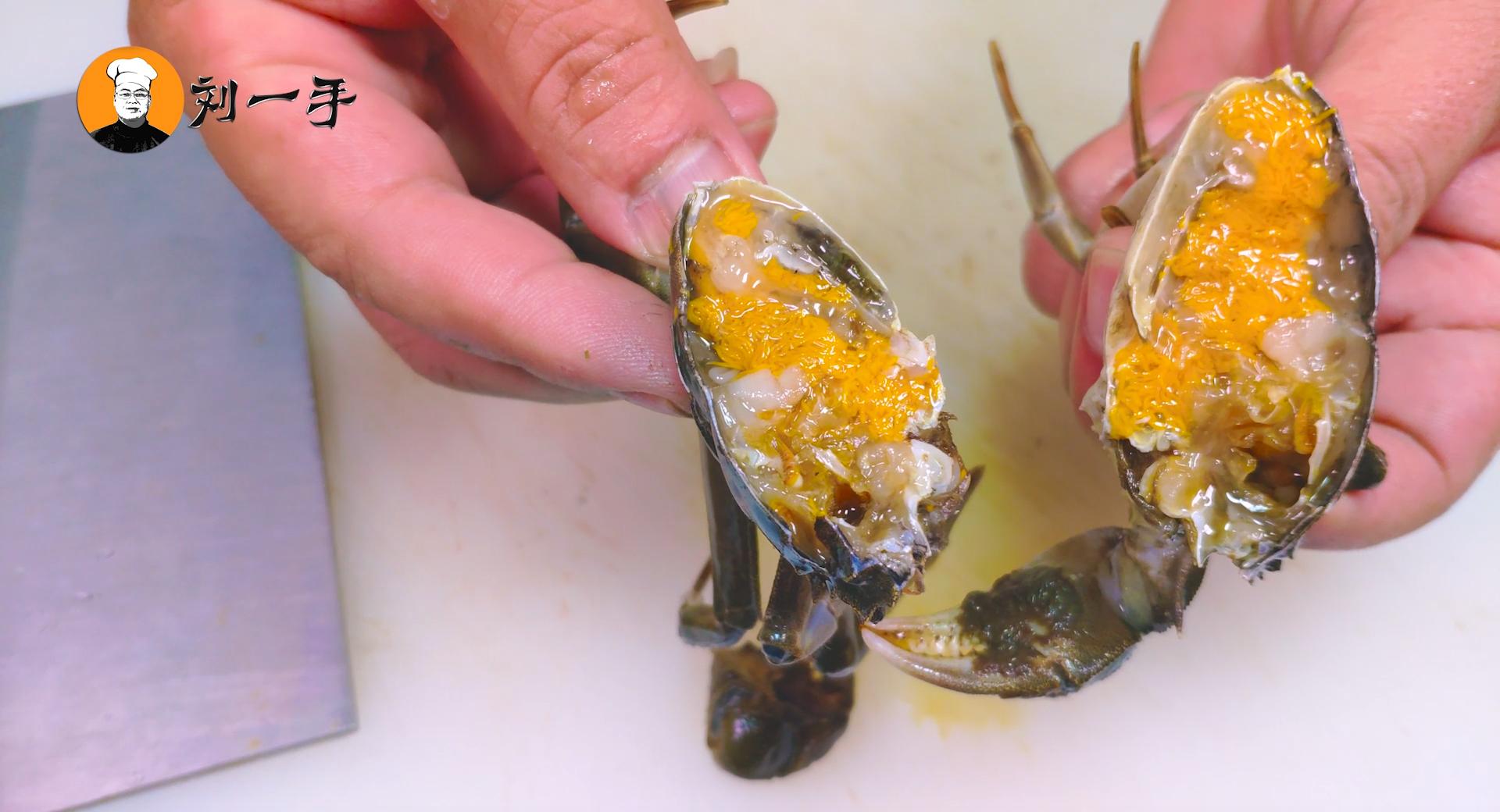 大闸蟹怎么做清蒸,手把手教你清蒸大闸蟹的正确做法