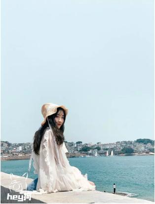 珠海玻璃天空之镜,珠海天空之镜跟日月贝近吗