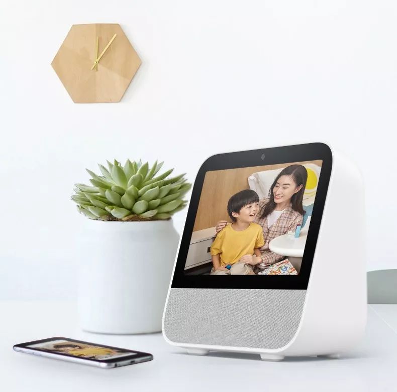 天猫精灵智能音箱cc电池版,天猫精灵ccmini屏幕