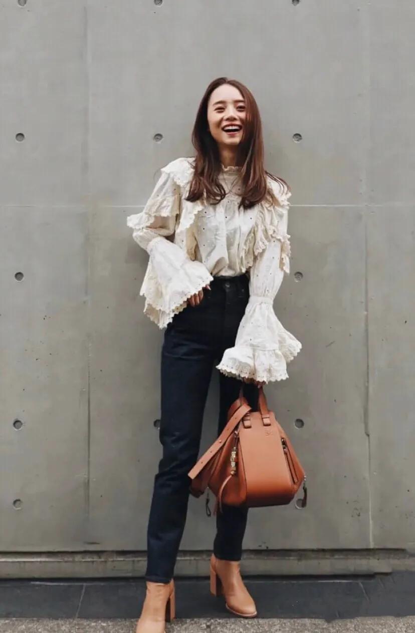 罗意威吊床包名字的由来,吊床包特点