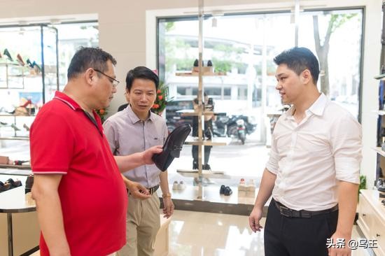 富贵鸟鞋春秋款男,鸟王鞋业林建忠