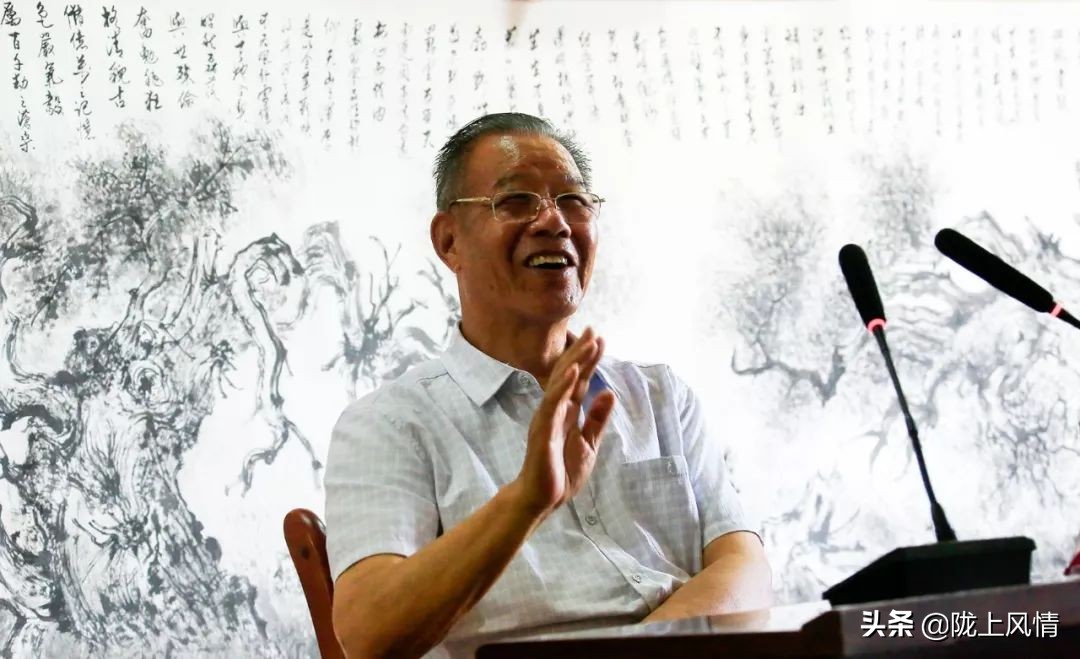 高山铸魂，苍根存气——军旅书画家雒胜奇记