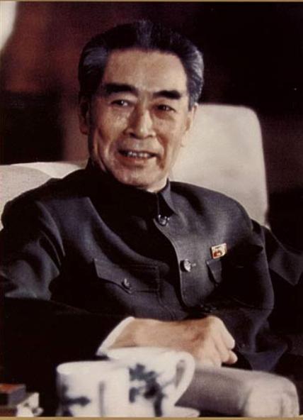 周恩来身居高位，却朴素如民，去饭店吃饭，也就点这么几道便宜菜