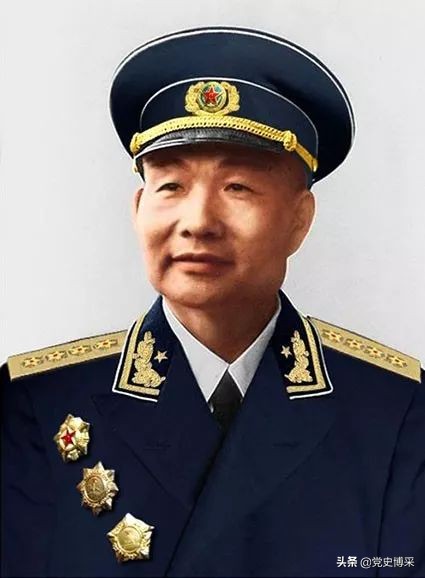 开国大将，主持海军30载，打破世界海军史任职时间最长纪录，被毛主席特批为终身海军司令