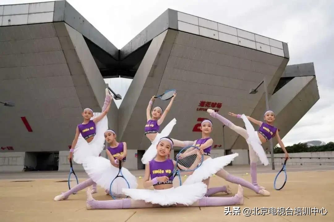 bts中国采访angelababy,btv采访谷智鑫