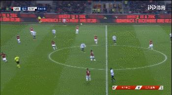 c罗帽子戏法第一脚暴力远射,博努奇评价c罗凌空抽射