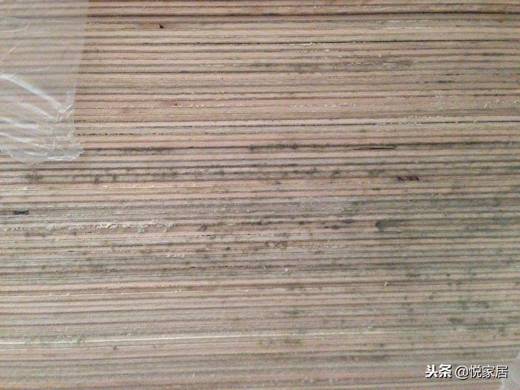 水泥地板发霉去除剂,地板发霉是什么情况