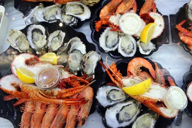 曝光黑心鱼商,悉尼海鲜鱼市场