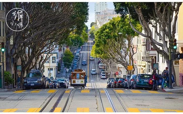 “17涨到35块都亏钱”：成年人越折腾越穷的真实原因