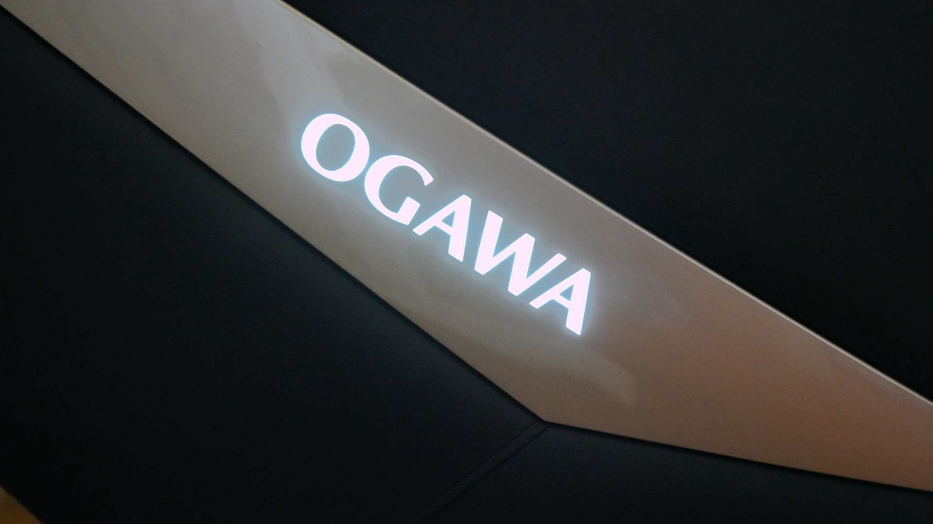 你有多久没有被温柔以待了？让奥佳华解疲大管家按摩椅来试试吧