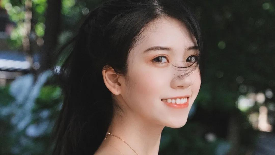 跟女孩子聊天的几个关键步骤,和女孩子聊天三点说明她喜欢你