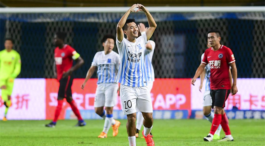 中超右前卫球员排名,中超现役中后卫排名